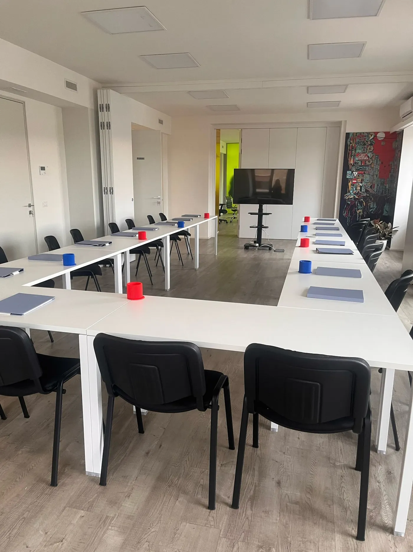 Vista interna dell'ufficio privato da 60 mq Hub Florence
