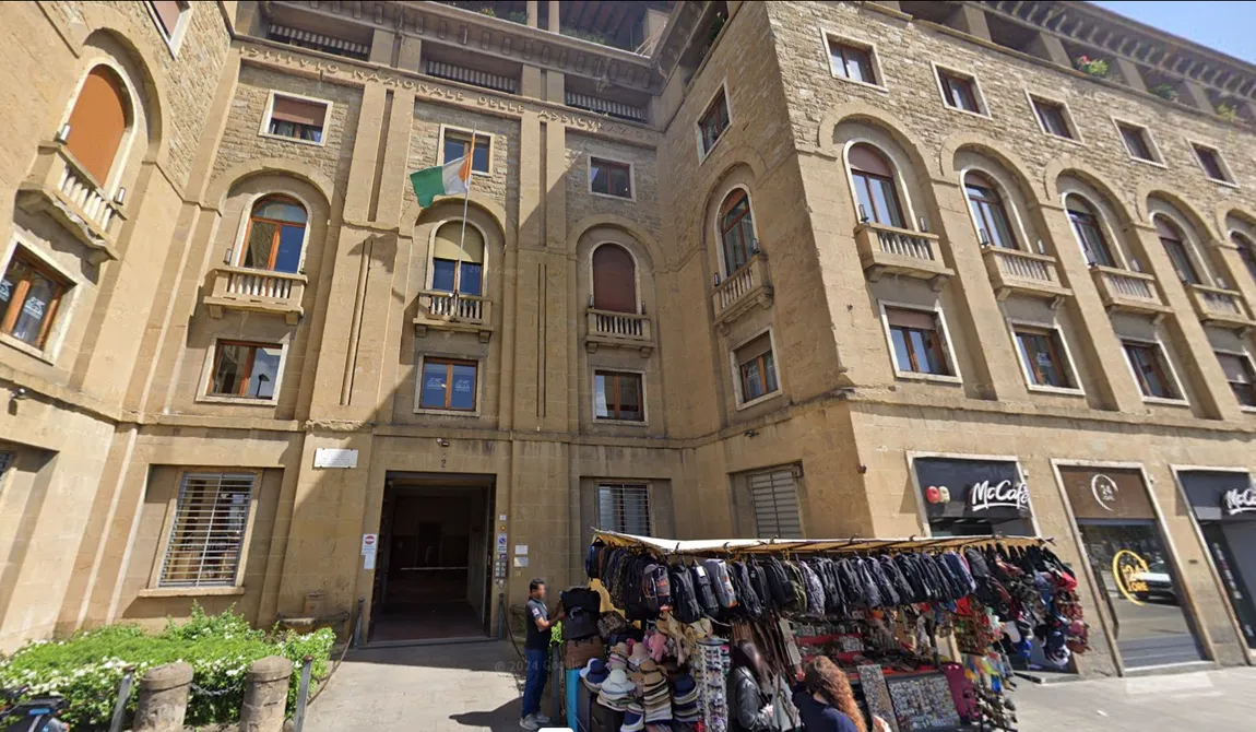 Foto dell'ingresso del coworking